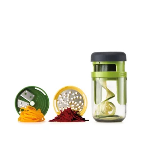 Joseph Joseph Spiro Vegetable Spiral Slicer Handheld 3 Blade Grater - Picture 3 of 3